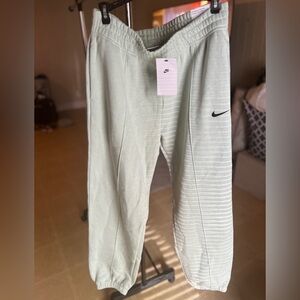 Brand NWT Nike Mint Green Sweatpants